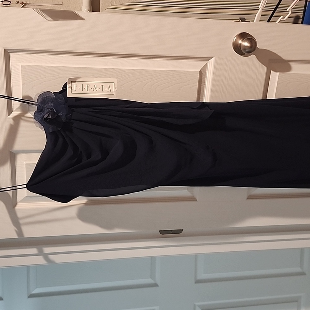 Navy blue party dress, long.